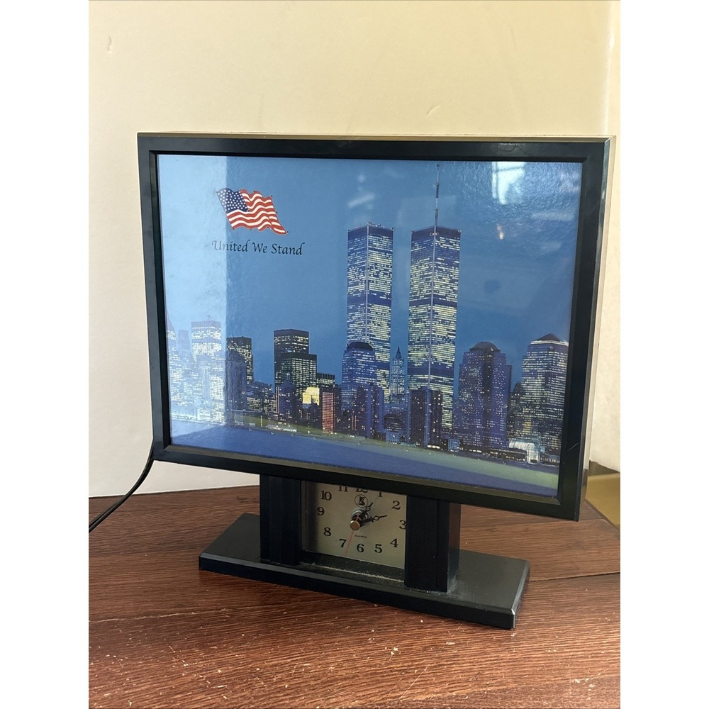 World Trade Center TWIN TOWERS NY CITY Commemorative LED Twinkling Clock -Works!